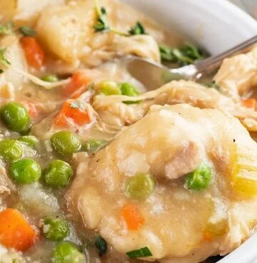 Super Easy Chicken and Dumplings
