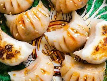 Boiled Garlic and Red Onion Dumplings Recipe